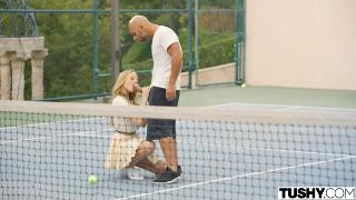 Aubrey Star и теннис